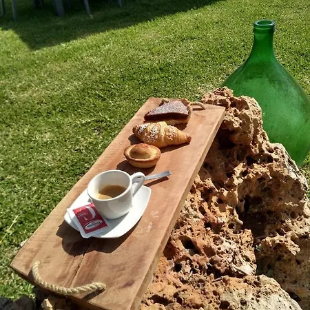 Pietra Vecchia Галатоне