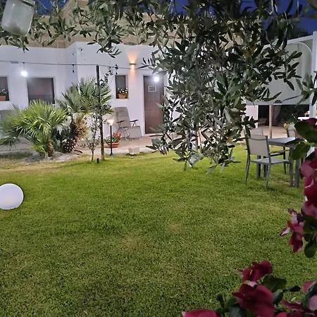 Pietra Vecchia Bed and Breakfast *